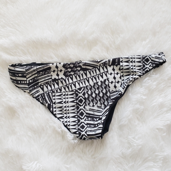 L*space reversible bikini bottom black white sz L - Picture 3 of 5